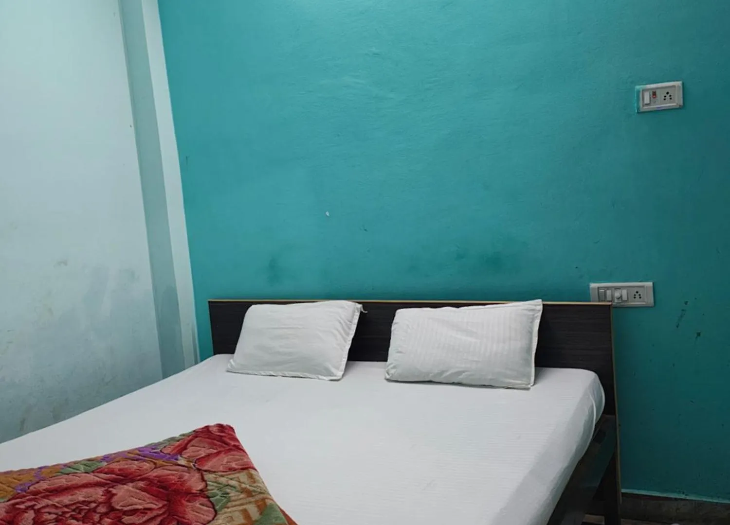 Hotel Sharad Varanasi